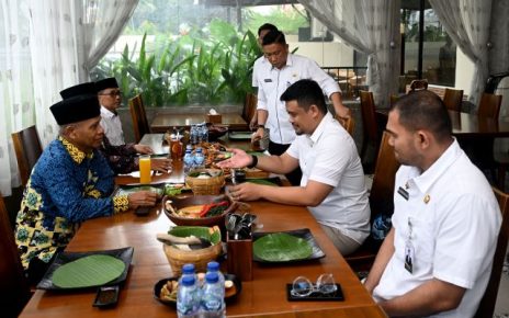 Gubernur Sumut, Bobby Nasution, jamu makan siang Ketua Muhammadiyah Sumut, Hasyimsyah