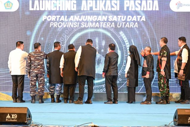 Gubernur Sumut, Bobby Nasution, launcing aplikasi Pasada pada Konreg PDRB se-Sumatera di Medan