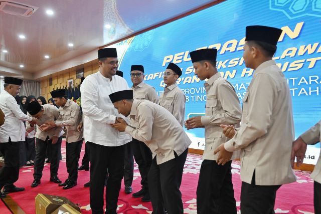 Gubernur Sumut, Bobby Nasution, lepas kafilah STQH Sumut ke Kendari