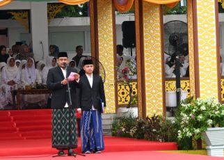 Gubernur Sumut, Bobby Nasution, pada apel akbar Hari Santri Nasional tahun 2025 di Binjai
