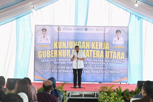 Gubernur Sumut, Bobby Nasution, pada penyerahan BPJS Ketenagakerjaan se-Sumut