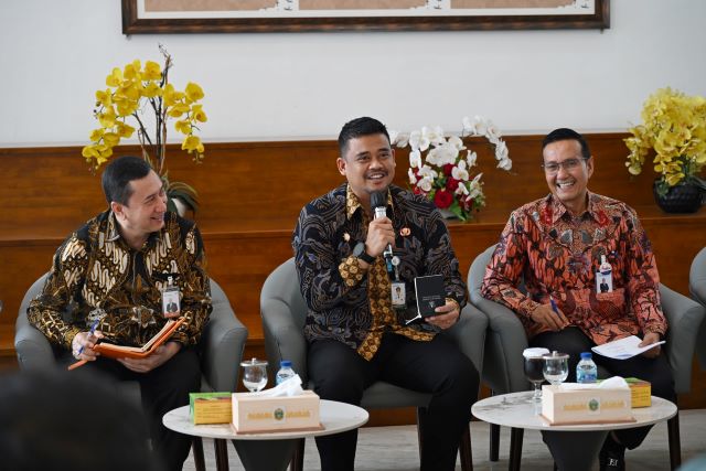 Gubernur Sumut, Bobby Nasution, pda temu pers di Kantor Gubernur