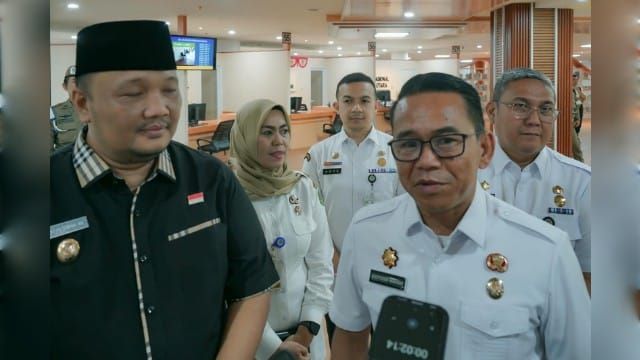 Wakil Wali Kota Medan, Zakiyuddin Harahap, dampingi Wakil Wali Kota Bengkulu kunjungi MPP Kota Medan