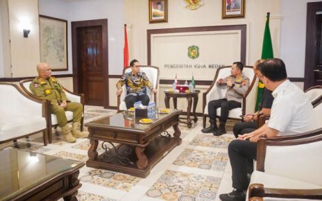 Wali Kota Medan, Rico Tri Putra Bayu Waas, terima kunjungan Kapolrestabes Medan, Kombes Pol Jean Calvin Simanjuntak