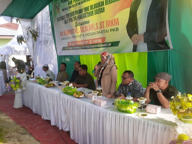 Anggota DPRD Medan Fraksi Hanura-PKB, Roma Uli Silalahi, gelar Sosper XI di Marelan 1