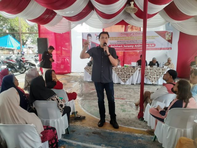 Anggota DPRD Medan Fraksi PSI, Reinhart Jeremy Anindhita, gelar Sosper XI di Medan Perjuangan