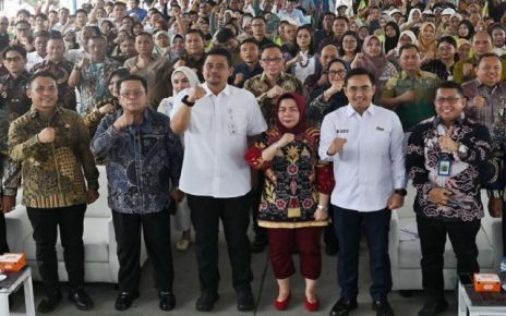 Kadis Naker dampingi Gubernur Sumut, Bobby Naution