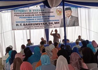 Ketua Fraksi PAN-Perindo DPRD Medan, T. Bahrumsyah, gelar Sosper XI TA 2025 di Belawan