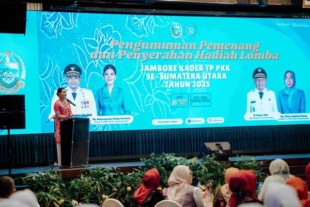 Ketua TP PKK Sumut, Kahiyang Ayu, sampaikan sambutan pada penutupan Jambore Kader PKK 2025