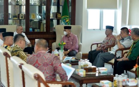 Pj Sekdaprov Sumut, Sulaiman Harahap, menerima audiensi Tokoh Ulama Sumut