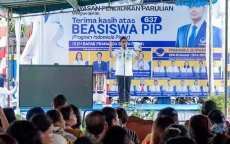 Wali Kota Medan, Rico Tri Putra Bayu Waas, launching Gerakan Literasi Digital Yayasan Parulian