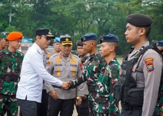 Wali Kota Medan, Rico Tri Putra Bayu Waas, pada Apel Tanggap Darurat Bencana Hidrometeor di Lapangan Benteng Medan