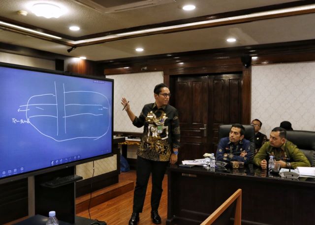 Wali Kota Medan, Rico Tri Putra Bayu Waas, pada Rakor pelaksanaan Sumur Laluan dengan Brida