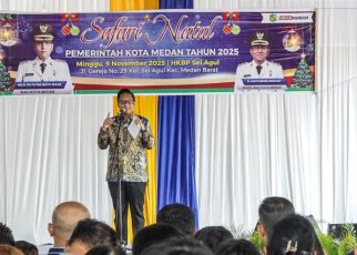Wali Kota Medan, Rico Tri Putra Bayu Waas, pada safari Natal di Gereja HKBP Sei Agul Medan Barat