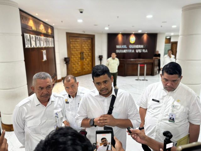 Gubernur Sumut, Bobby Nasution, jawab wartawan terkait anggaran penanganan bencana