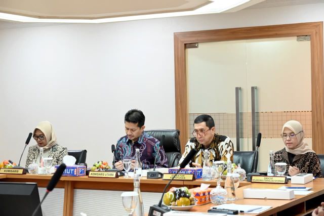 Rapat RUPSLB Bank Sumut