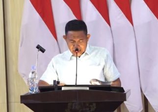 Anggota DPRD Medan Fraksi PAN, T. Bahrumsyah, sampaikan hasil laporan Pansus terhadap pembahasan Tatib