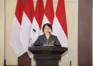 Anggota DPRD Medan Fraksi PDI Perjuangan, Lily,