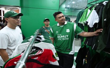 Gubernur Sumut, Bobby Nasution, kunjungi store jersey PSMS Medan