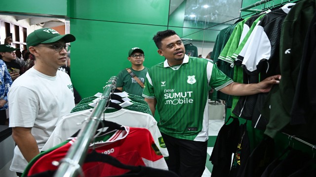 Gubernur Sumut, Bobby Nasution, kunjungi store jersey PSMS Medan