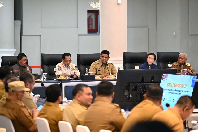Gubernur Sumut, Bobby Nasution, pada Rakor Percepatan Rehabilitasi & Rekonstruksi Pasca Bencana