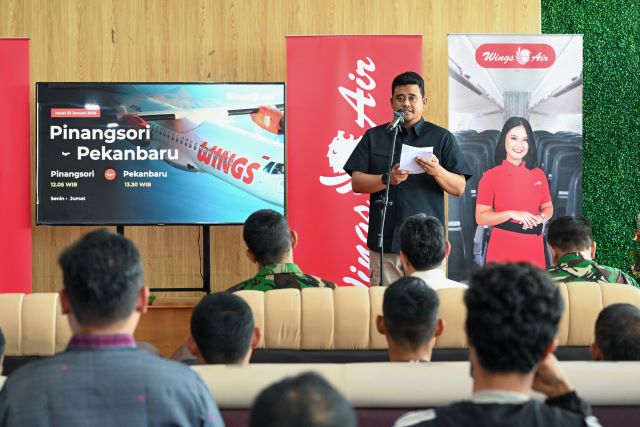 Gubernur Sumut, Bobby Nasution, resmikan rute Pinangsori-Pekanbaru Wing Air