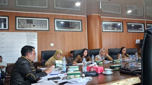 RDP Komisi IV DPRD Medan dengan Dinas Lingkungan Hidup