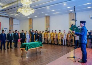 Wali Kota Medan, Rico Tri Putra Bayu Waas, lantik Direksi BUMD Kota Medan