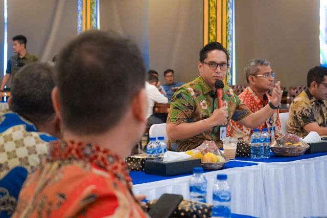 Wali Kota Medan, Rico Tri Putra Bayu Waas, pada Raker Tematik II