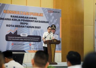 Wali Kota Medan, Rico Tri Putra Bayu Waas, pada forum Konsultasi Publik Rancangan Awal RKPD Kota Medan Tahun 2027 1
