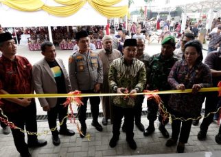 sumut, tebingtinggi, pemkot tebingtinggi, pusat kuliner, wali kota tebingtinggi, iman irdian saragih, masjid agung,