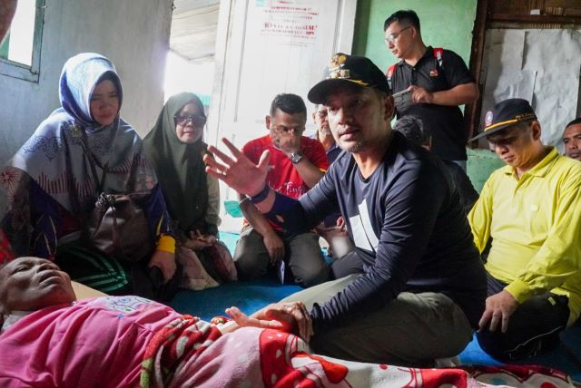 Wali Kota Tebingtinggi, Iman Irdian Saragih, kunjungi warga