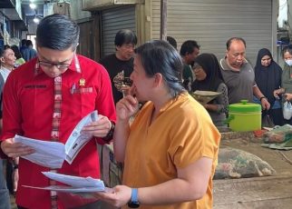 Anggota Komisi 3 DPRD Kota Medan, Agus Setiawan, melakukan kunjungan ke kawasan Pasar Sambas