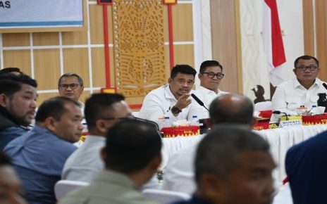 Gubernur Sumut, Bobby Nasution, pimpin Rakor pembangunan se Kepulauan Nias