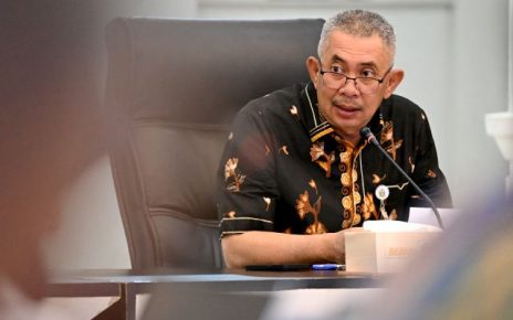 Sekdaprov Sumut, Sulaiman Harahap, pada Pleno Penetapan Program Kerja TPKAD 2026
