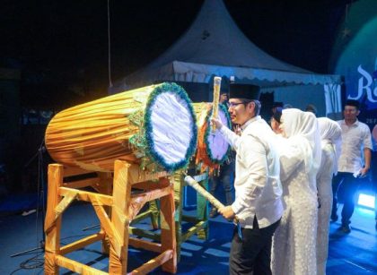 Wali Kota Medan, Rico Tri Putra Bayu Waas, tabuh bedug sat membuka Ramadhan Fair ke XX tahun 2026