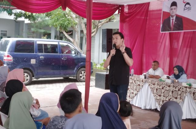 Bendahara Fraksi PSI DPRD Medan, Reinhart Jeremy Anindhita, gelar Sosper III TA 2026 di Medan Perjuangan 2