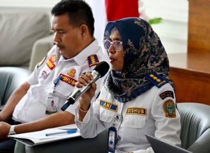 Dinas Perhubungan Sumut beri keterangan kepada wartawan di Kantor Gubernur Sumut 1