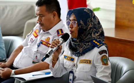 Dinas Perhubungan Sumut beri keterangan kepada wartawan di Kantor Gubernur Sumut 1