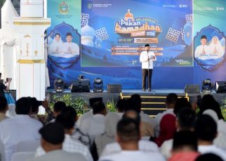 Gubernur Sumut, Bobby Nasution, berikan sambutan saat membuka Pekan Ramadhan Sumut