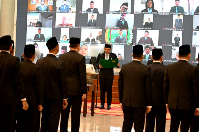 Gubernur Sumut, Bobby Nasution, lantik 308 pejabat Pemprov Sumut