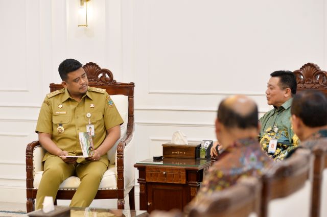 Gubernur Sumut, Bobby Nasution, terima Deputi Kementerian PPN-Bappenas 1