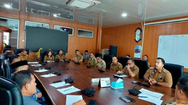 RDP Komisi I DPRD Medan dengan Camat 1