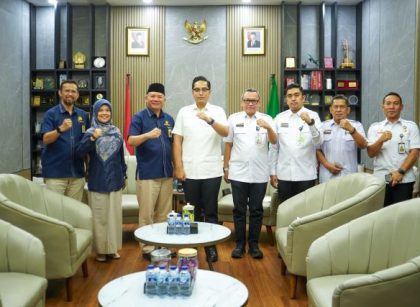 Wai Kota Medan, Rico Tri Putra Bayu Waas, terima kunjungan Kakanwil DJP Sumut I