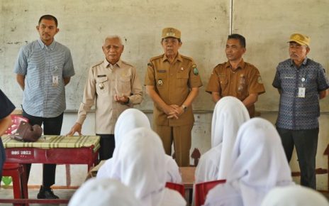 Wakil Gubernur Sumut, Surya, tinjau SMKN 1 Portibi, Kabupaten Paluta