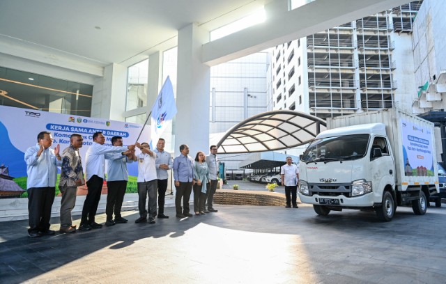 Gubernur Sumut, Bobby Nasution, lepas ekspor cabai