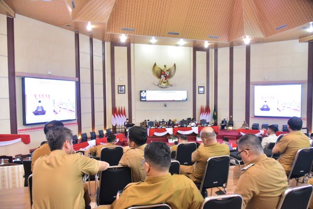 Para pimpinan OPD & Camat se-Kota Medan hadiri paripurna penyampaian rekomendasi LKPj 2025 1