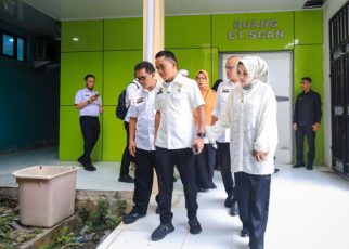 Wakil Wali Kota Medan, Zakiyuddin Harahap, tinjau ruangan CT Scan RSUD dr Pirngadi Medan