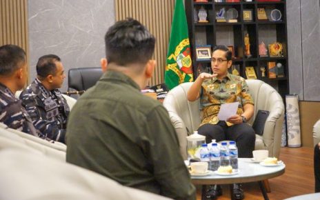 Wali Kota Medan, Rico Tri Putra Bayu Waas, terima audiensi Panitia APCS 2026, Kolonel Laut (P) Zul Fahmi