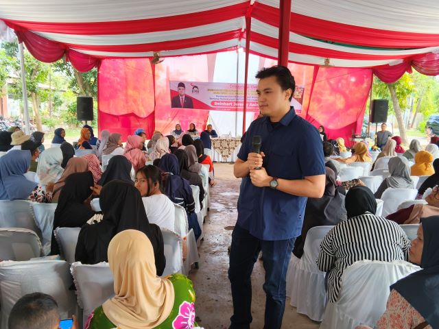 Bendahara Fraksi PSI DPRD Medan, Reinhart Jeremy Anindhita, gelar Sosper V TA 2026 di Medan Timur 2